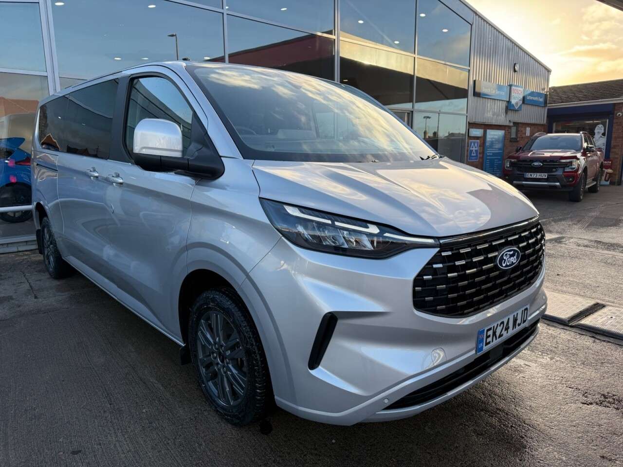 A 2024 FORD TOURNEO CUSTOM 2.0L A 2024 FORD TOURNEO CUSTOM 2.0L