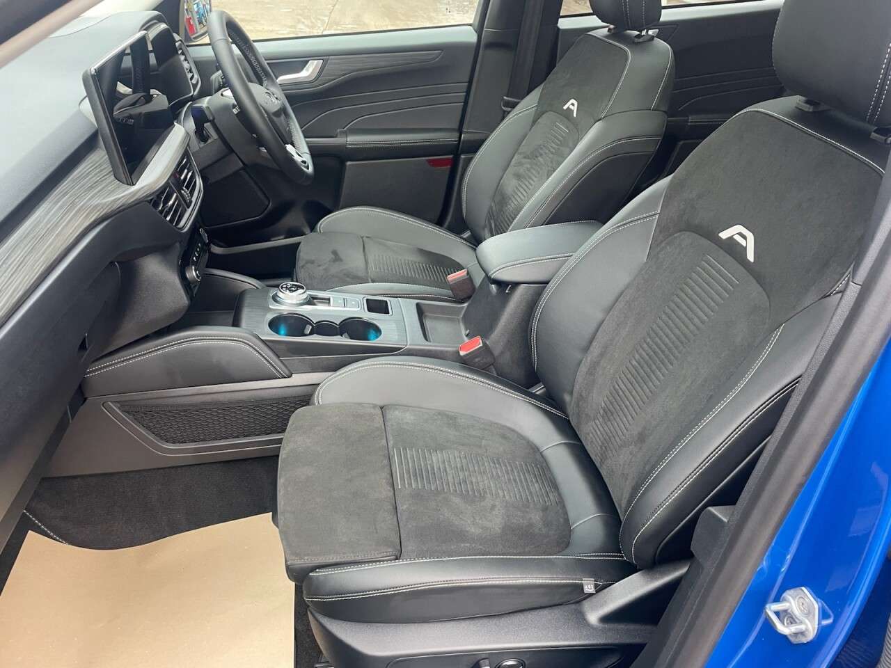 2024 FORD KUGA 2024 FORD KUGA