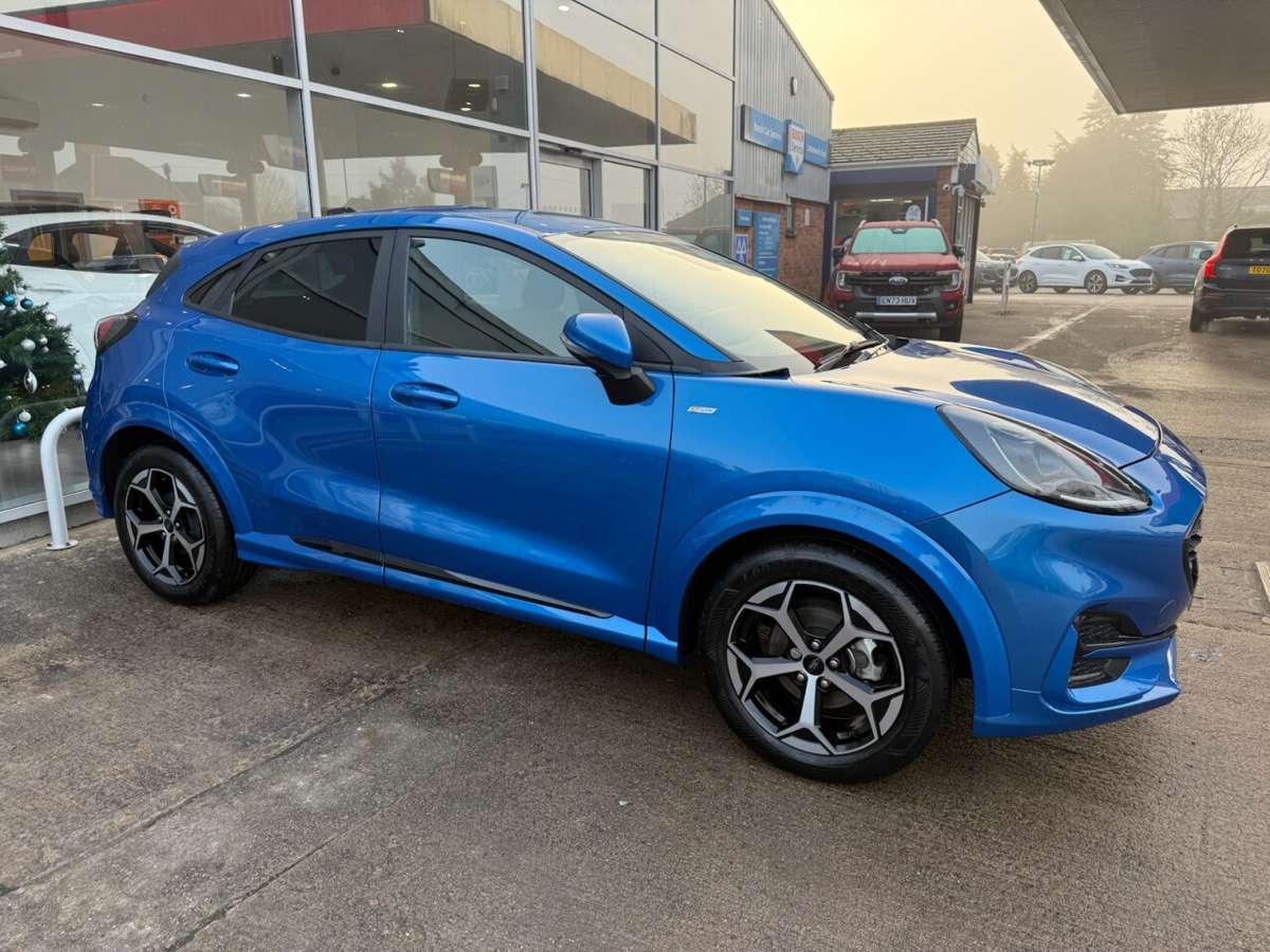 Check out this Ford Puma 2024 Hybrid Electric Manual