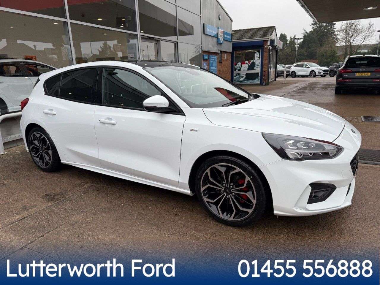 A 2021 FORD FOCUS 1.0T EcoBoost MHEV ST-Line X Edition Hatchback 5dr Petrol Manual Euro 6 (s/ A 2021 FORD FOCUS 1.0T EcoBoost MHEV ST-Line X Edition Hatchback 5dr Petrol Manual Euro 6 (s/