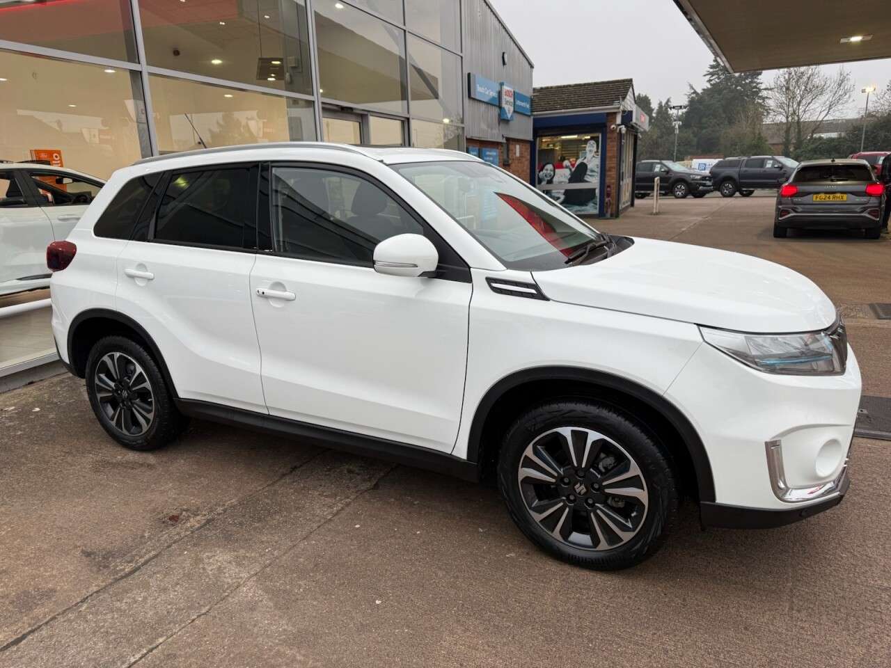 A 2024 SUZUKI VITARA 1.4 Boosterjet MHEV SZ5 SUV 5dr Petrol Hybrid Manual Euro 6 (s/s) (129 ps) A 2024 SUZUKI VITARA 1.4 Boosterjet MHEV SZ5 SUV 5dr Petrol Hybrid Manual Euro 6 (s/s) (129 ps)