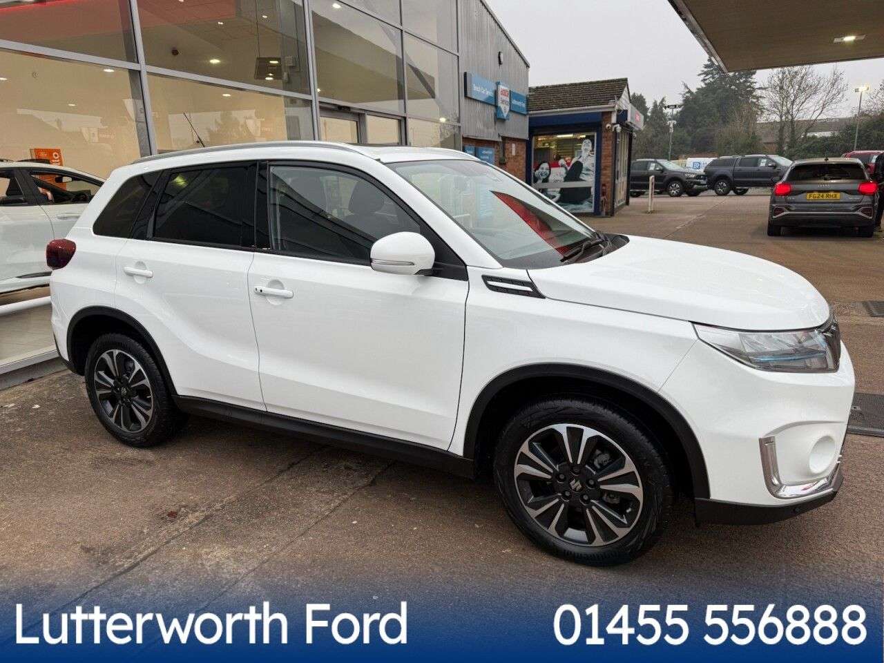 A 2024 SUZUKI VITARA 1.4 Boosterjet MHEV SZ5 SUV 5dr Petrol Hybrid Manual Euro 6 (s/s) (129 ps) A 2024 SUZUKI VITARA 1.4 Boosterjet MHEV SZ5 SUV 5dr Petrol Hybrid Manual Euro 6 (s/s) (129 ps)