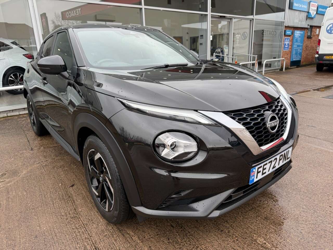 A 2022 NISSAN JUKE 1.0 DIG-T N-Connecta SUV 5dr Petrol Manual Euro 6 (s/s) (114 ps) A 2022 NISSAN JUKE 1.0 DIG-T N-Connecta SUV 5dr Petrol Manual Euro 6 (s/s) (114 ps)