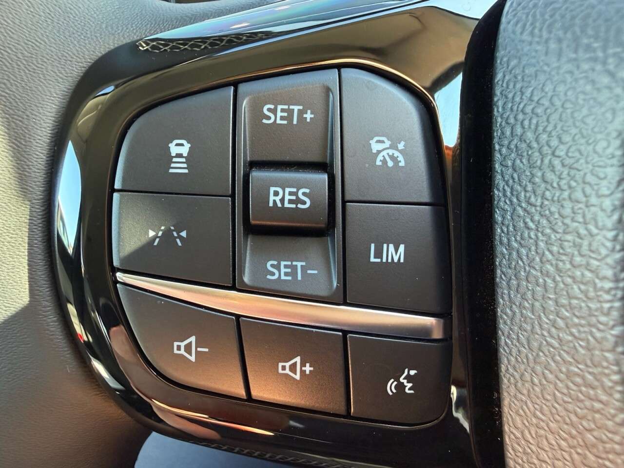 2026 FORD PUMA GEN-E 2026 FORD PUMA GEN-E