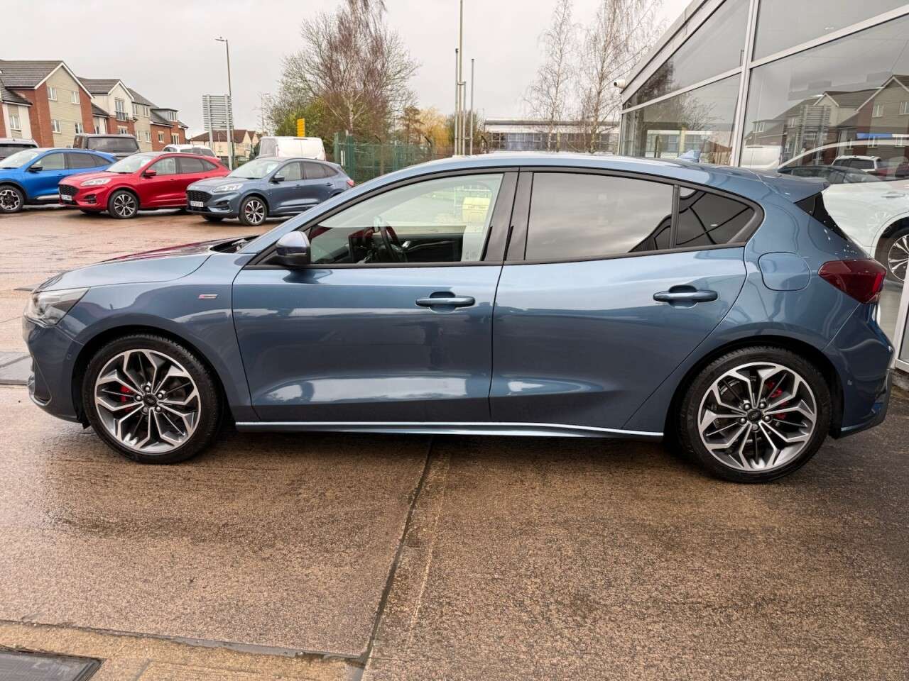 2025 FORD FOCUS 2025 FORD FOCUS