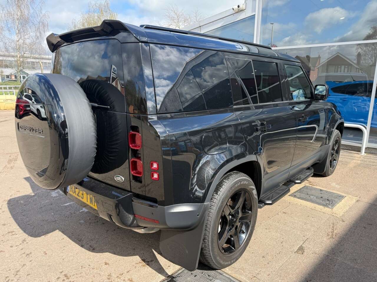 2023 LAND ROVER DEFENDER 2023 LAND ROVER DEFENDER