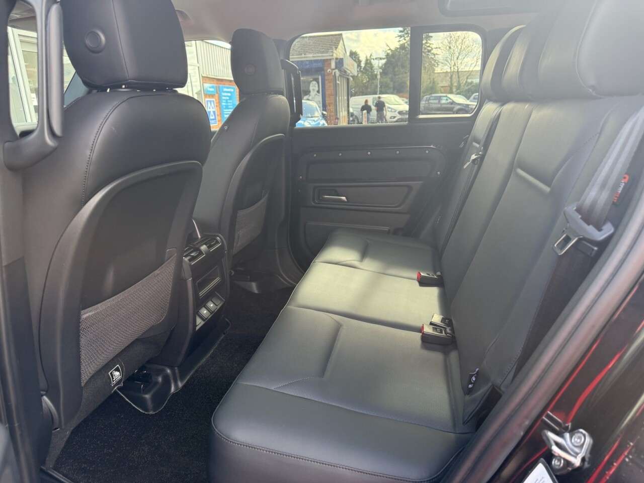 2023 LAND ROVER DEFENDER 2023 LAND ROVER DEFENDER