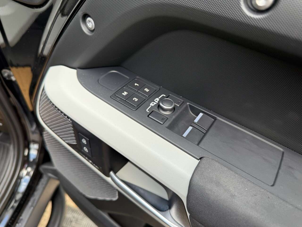 2023 LAND ROVER DEFENDER 2023 LAND ROVER DEFENDER