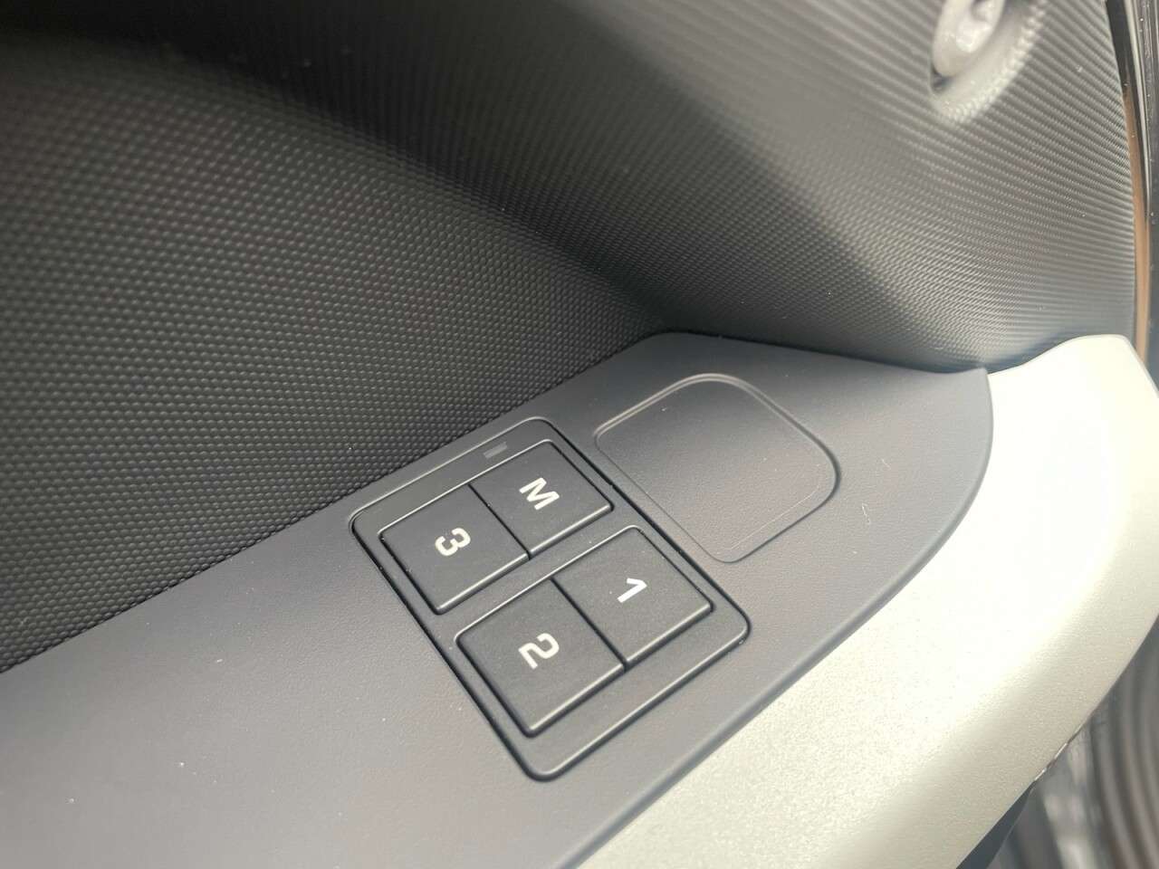 2023 LAND ROVER DEFENDER 2023 LAND ROVER DEFENDER