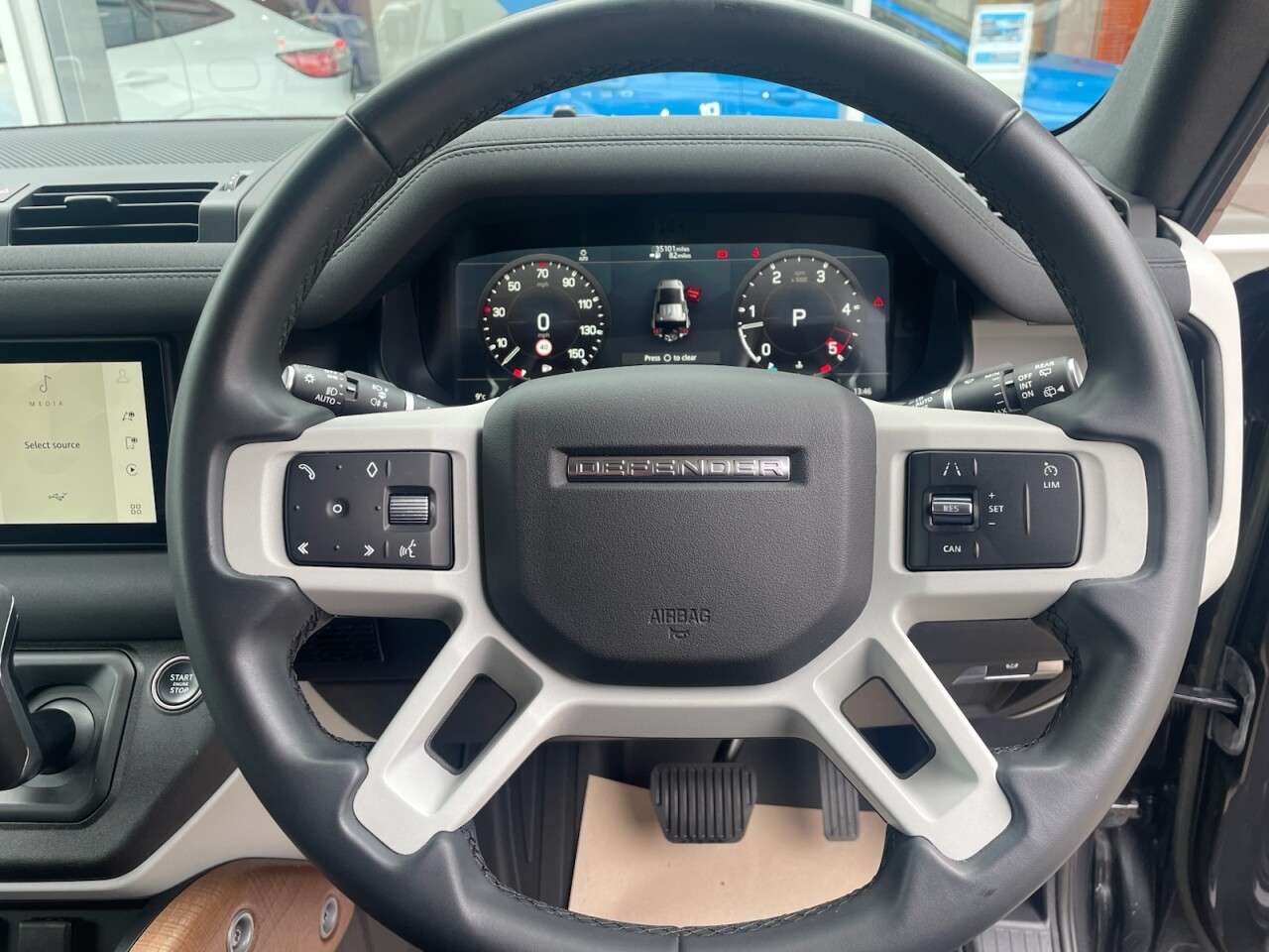 2023 LAND ROVER DEFENDER 2023 LAND ROVER DEFENDER