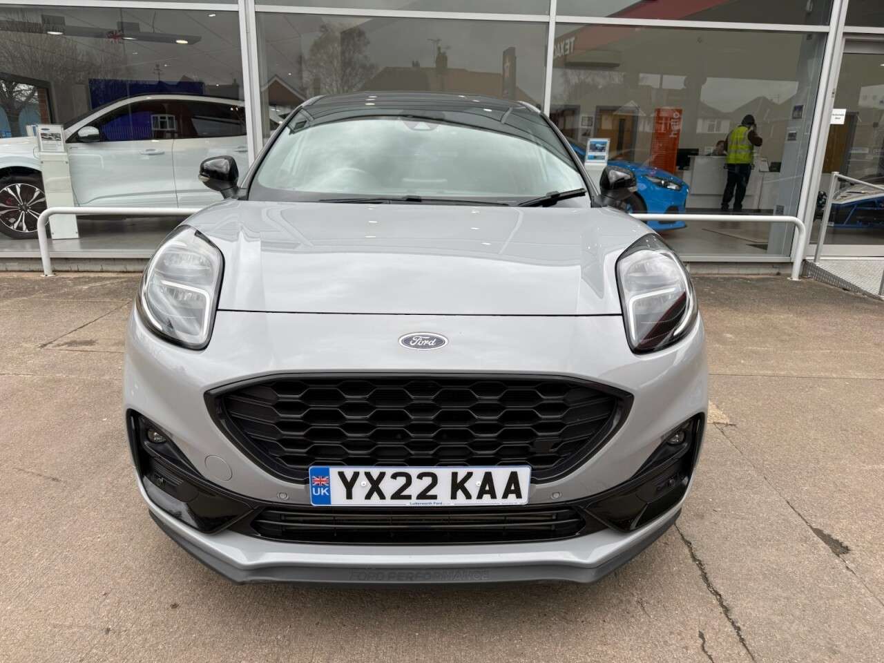 A 2022 FORD PUMA 1.5T EcoBoost ST SUV 5dr Petrol Manual Euro 6 (s/s) (200 ps) A 2022 FORD PUMA 1.5T EcoBoost ST SUV 5dr Petrol Manual Euro 6 (s/s) (200 ps)
