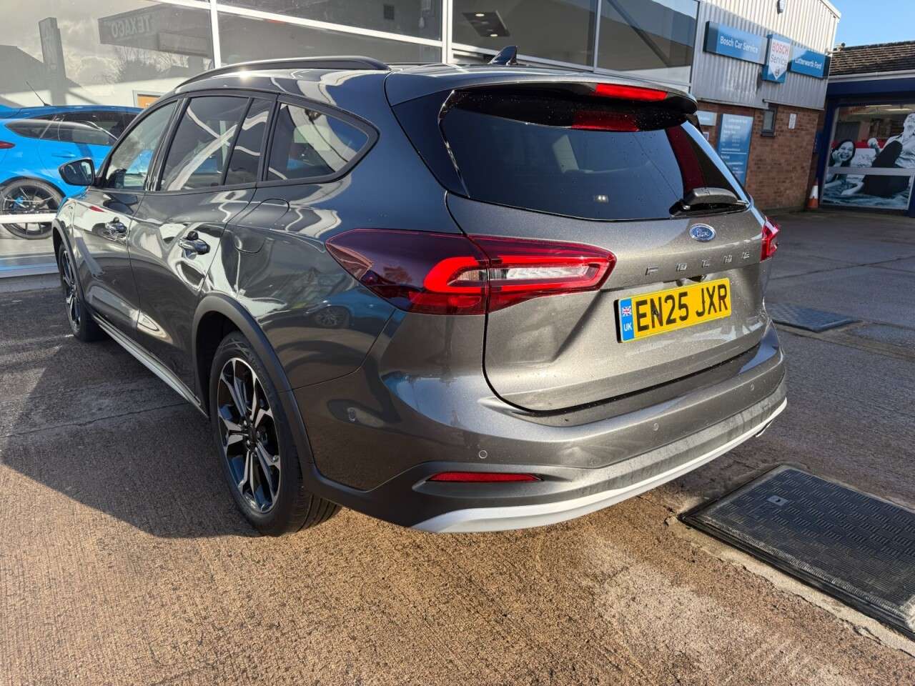 2025 FORD FOCUS 2025 FORD FOCUS