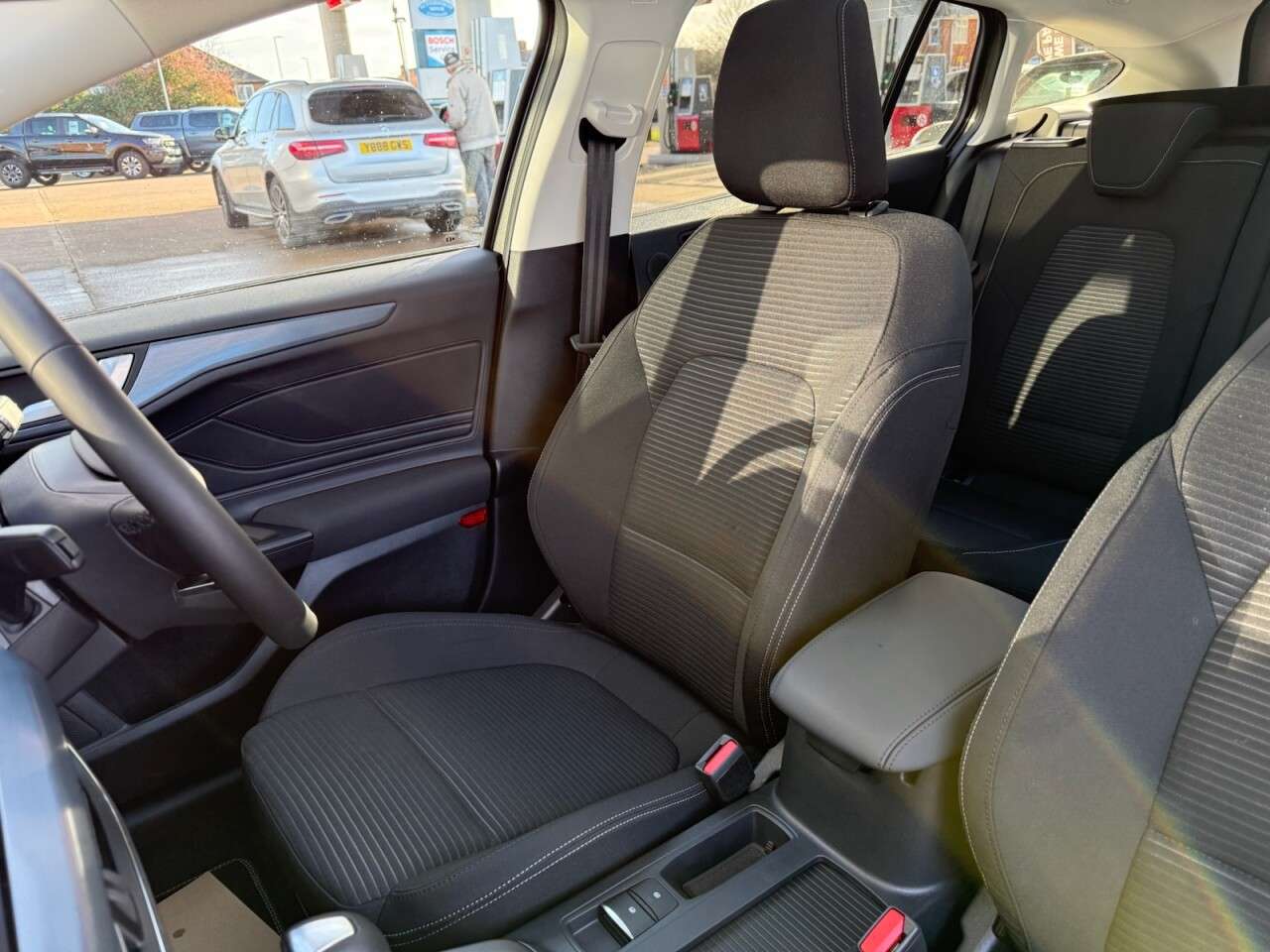 2025 FORD FOCUS 2025 FORD FOCUS