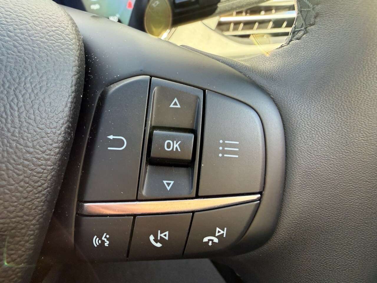 2025 FORD FOCUS 2025 FORD FOCUS