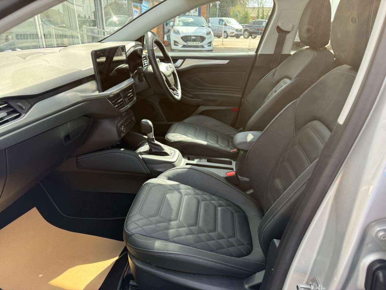 2024 FORD FOCUS 2024 FORD FOCUS