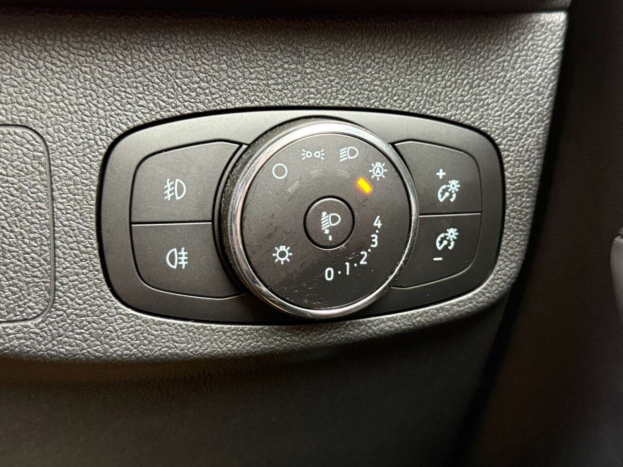 2024 FORD FOCUS 2024 FORD FOCUS