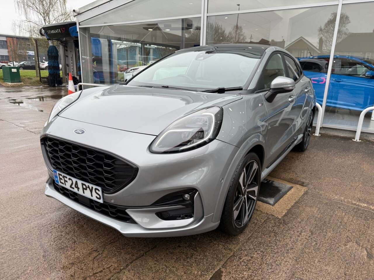 A 2024 FORD PUMA 1.0T EcoBoost MHEV ST-Line X SUV 5dr Petrol Hybrid DCT Euro 6 (s/s) (125 ps A 2024 FORD PUMA 1.0T EcoBoost MHEV ST-Line X SUV 5dr Petrol Hybrid DCT Euro 6 (s/s) (125 ps