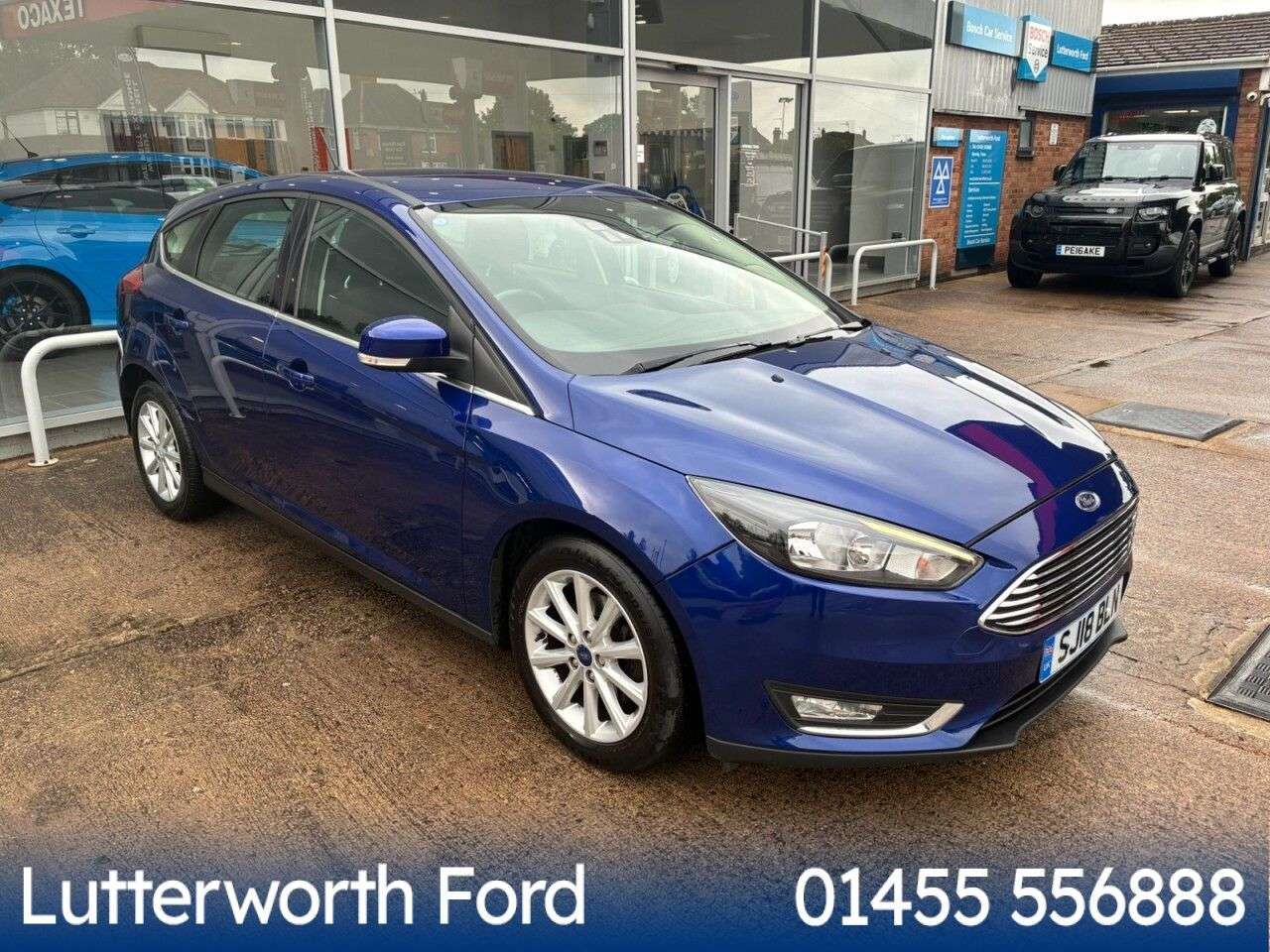 A 2018 FORD FOCUS 1.0T EcoBoost Titanium Hatchback 5dr Petrol Auto Euro 6 (s/s) (125 ps) A 2018 FORD FOCUS 1.0T EcoBoost Titanium Hatchback 5dr Petrol Auto Euro 6 (s/s) (125 ps)