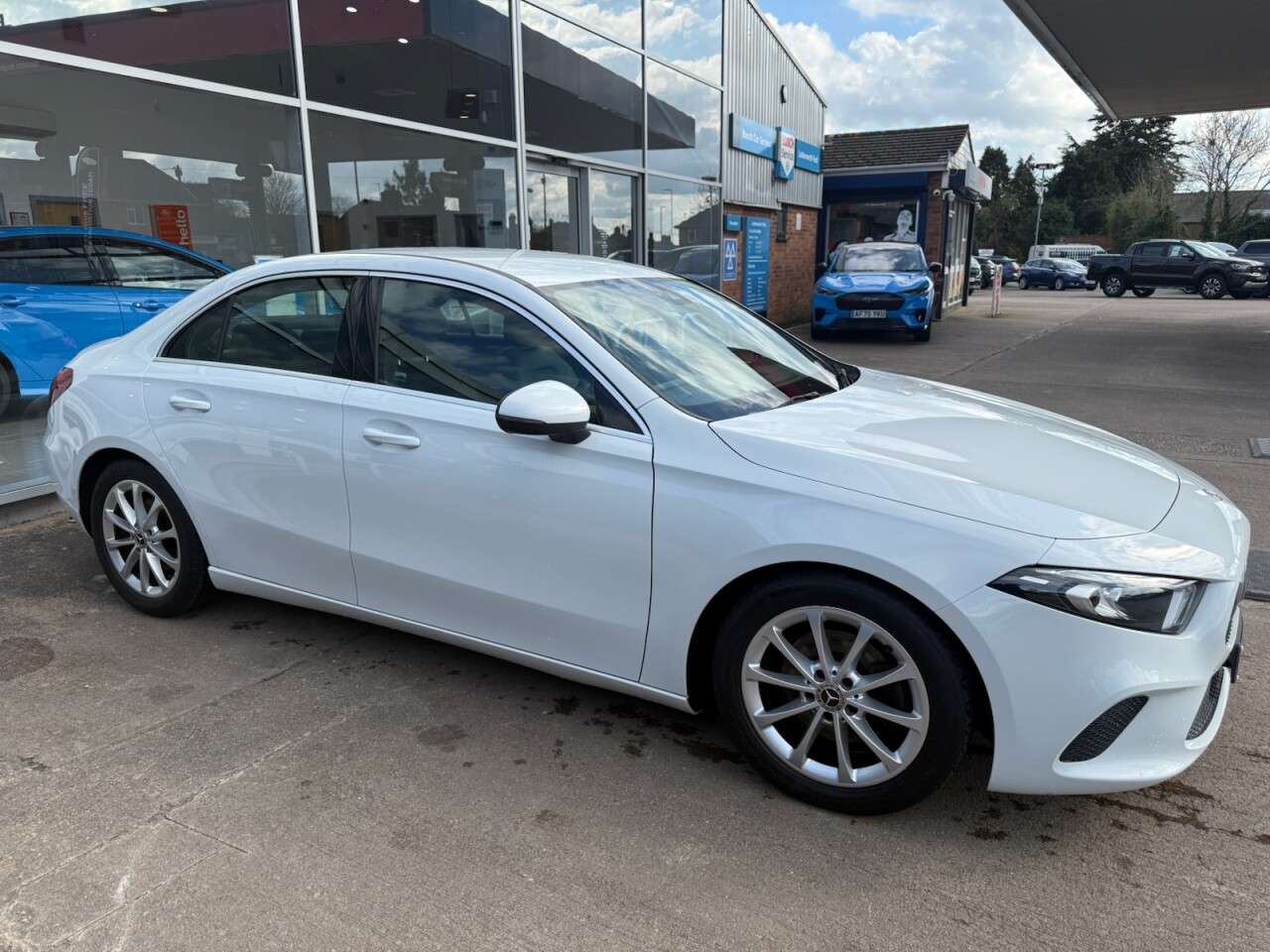 A 2020 MERCEDES-BENZ A-CLASS 1.3 A200 Sport Saloon 4dr Petrol 7G-DCT Euro 6 (s/s) (163 ps) A 2020 MERCEDES-BENZ A-CLASS 1.3 A200 Sport Saloon 4dr Petrol 7G-DCT Euro 6 (s/s) (163 ps)