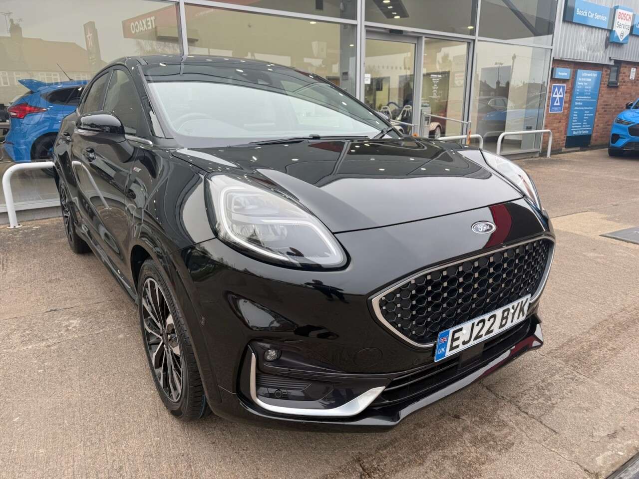 A 2022 FORD PUMA 1.0T EcoBoost MHEV ST-Line Vignale SUV 5dr Petrol Hybrid Manual Euro 6 (s/s A 2022 FORD PUMA 1.0T EcoBoost MHEV ST-Line Vignale SUV 5dr Petrol Hybrid Manual Euro 6 (s/s