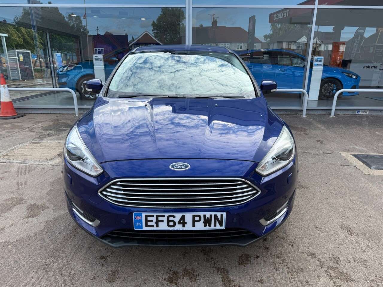 A 2014 FORD FOCUS 1.5T EcoBoost Titanium X Hatchback 5dr Petrol Manual Euro 6 (s/s) (182 ps) A 2014 FORD FOCUS 1.5T EcoBoost Titanium X Hatchback 5dr Petrol Manual Euro 6 (s/s) (182 ps)