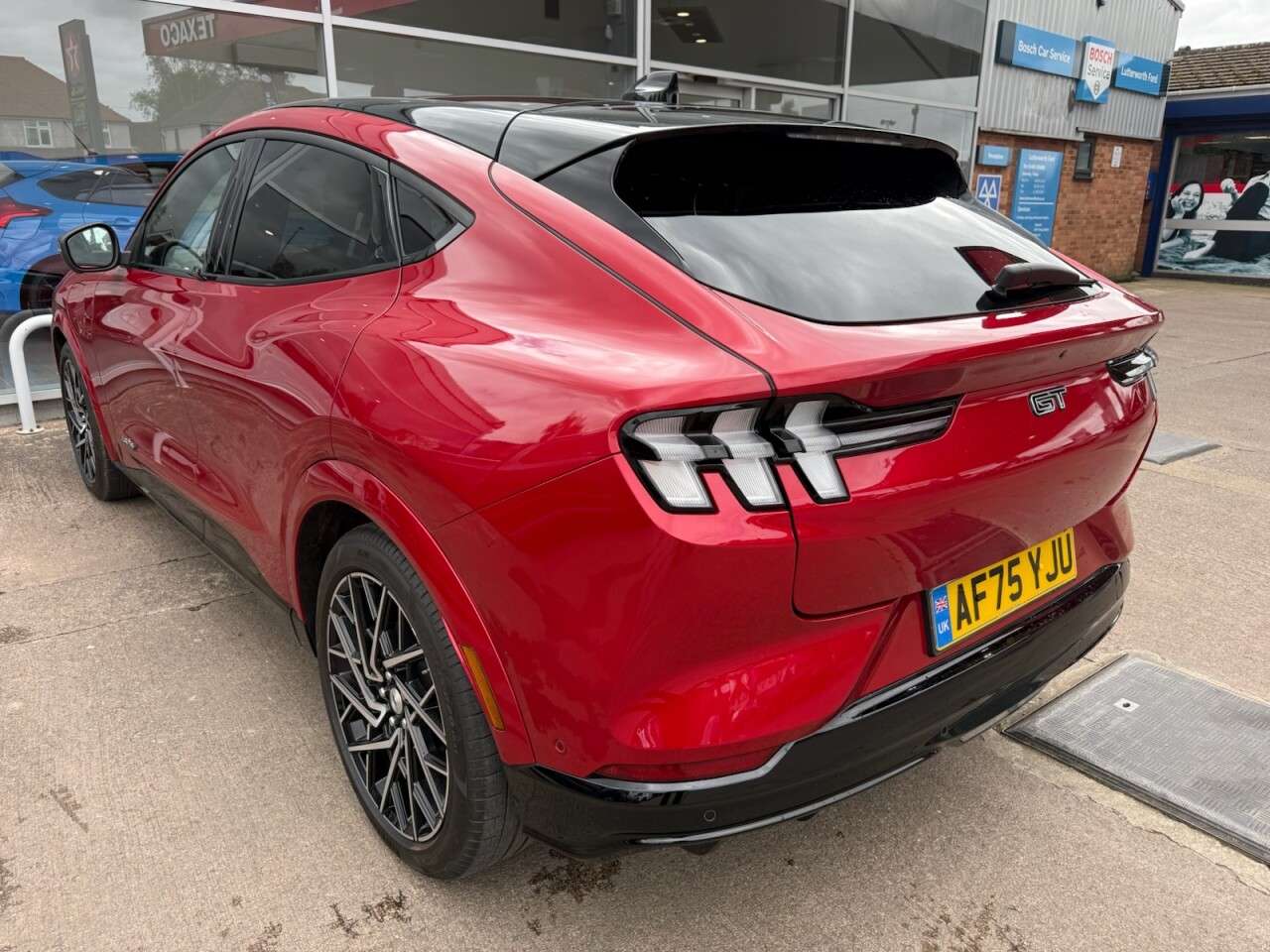 2025 FORD MUSTANG MACH-E 2025 FORD MUSTANG MACH-E