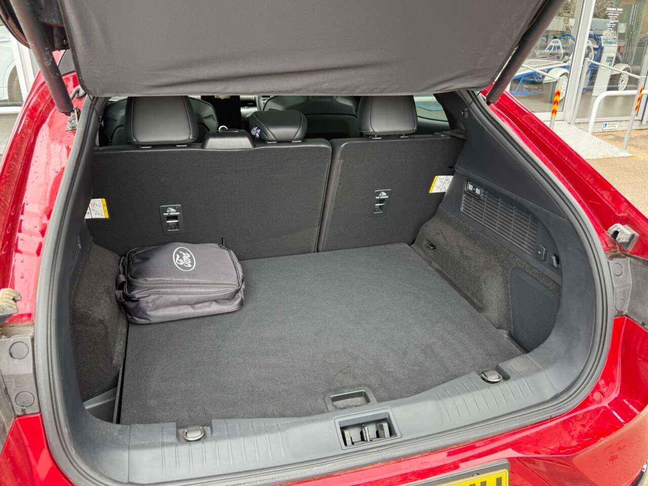 2025 FORD MUSTANG MACH-E 2025 FORD MUSTANG MACH-E