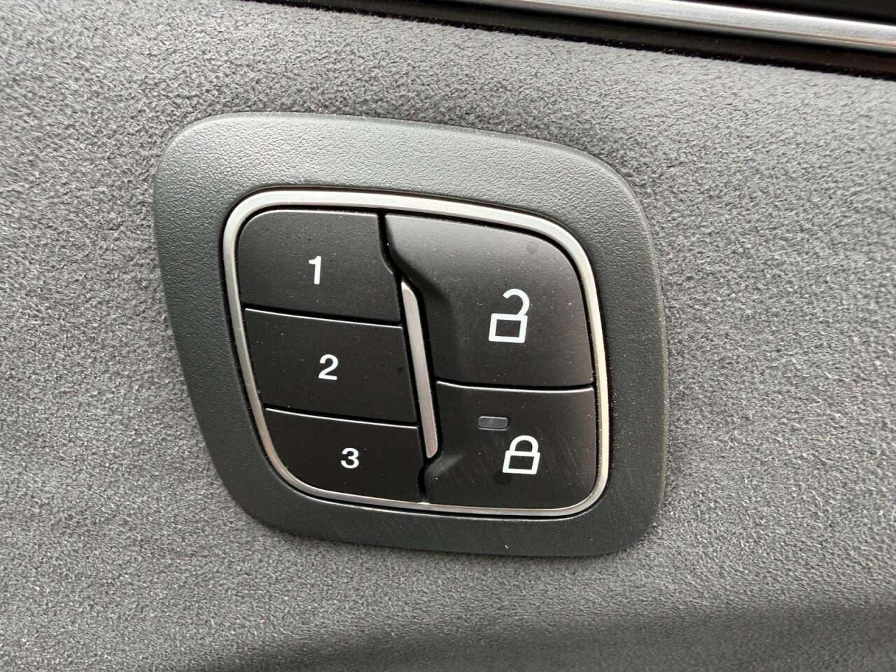 2025 FORD MUSTANG MACH-E 2025 FORD MUSTANG MACH-E