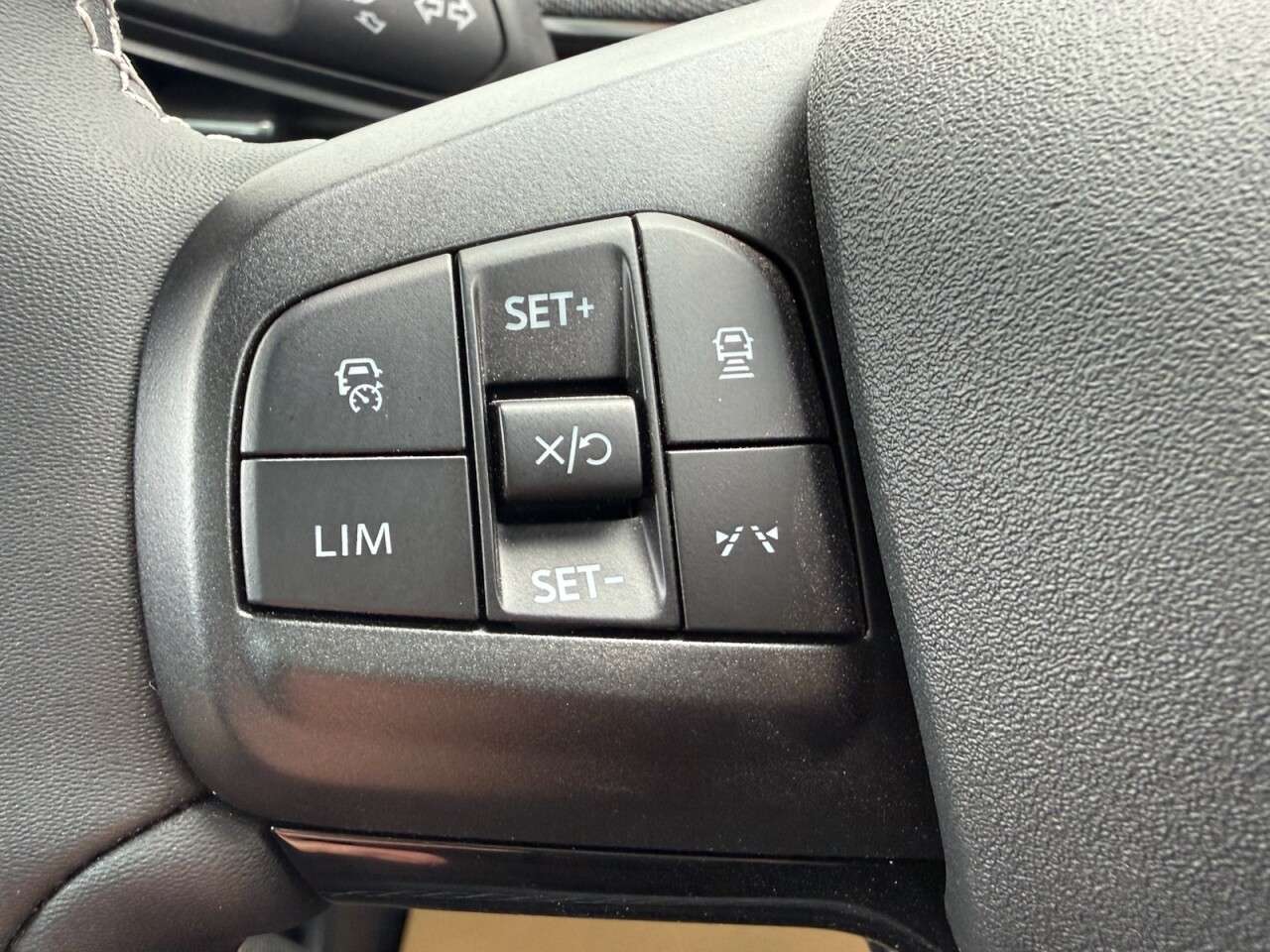 2025 FORD MUSTANG MACH-E 2025 FORD MUSTANG MACH-E