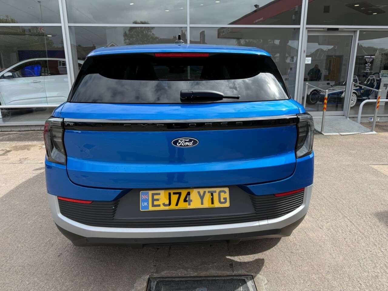 2024 FORD EXPLORER 2024 FORD EXPLORER