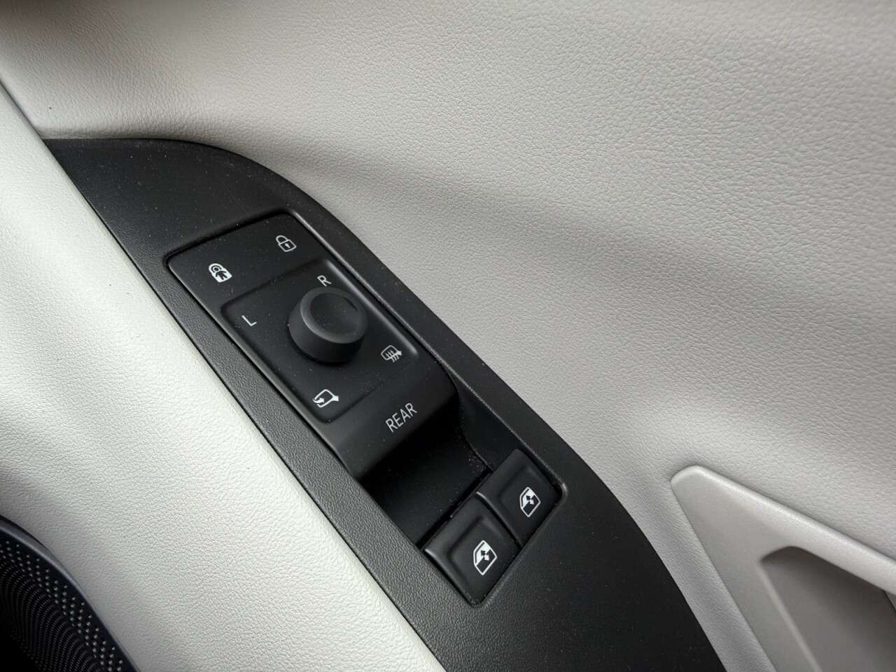 2024 FORD EXPLORER 2024 FORD EXPLORER