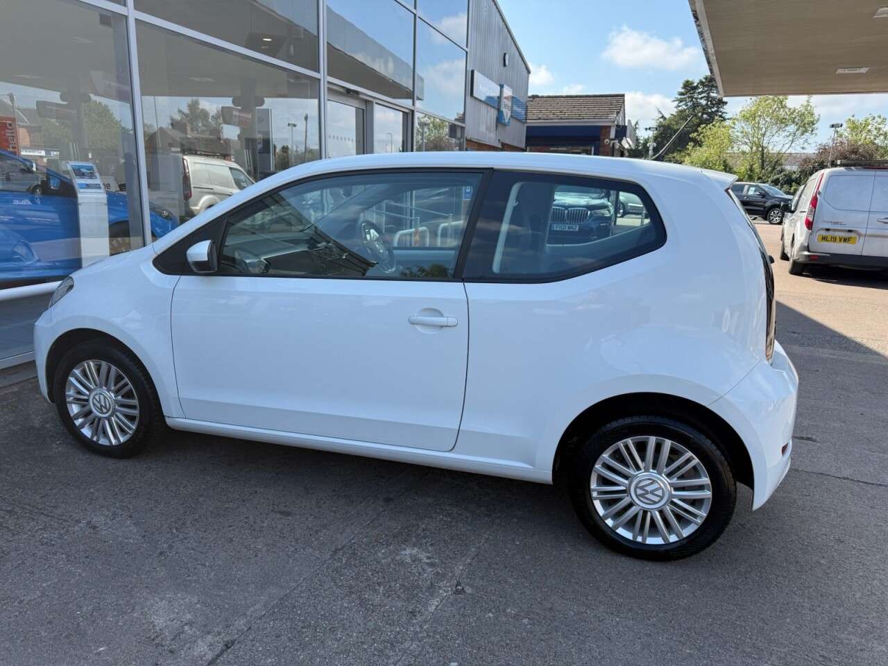 2019 VOLKSWAGEN UP! 2019 VOLKSWAGEN UP!