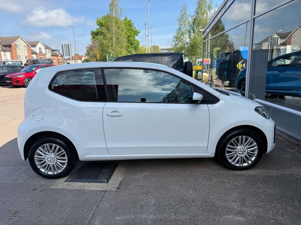 2019 VOLKSWAGEN UP! 2019 VOLKSWAGEN UP!