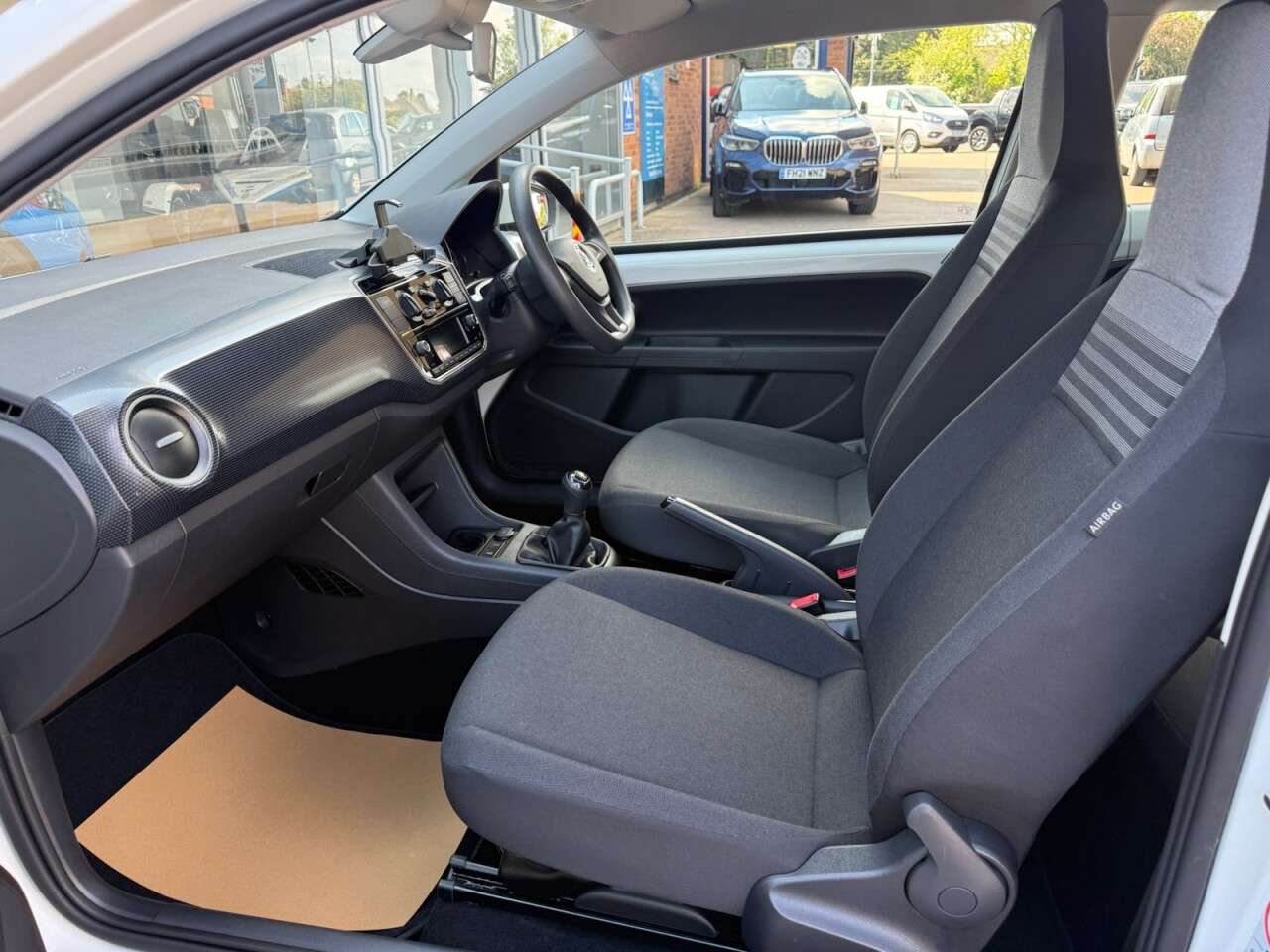 2019 VOLKSWAGEN UP! 2019 VOLKSWAGEN UP!