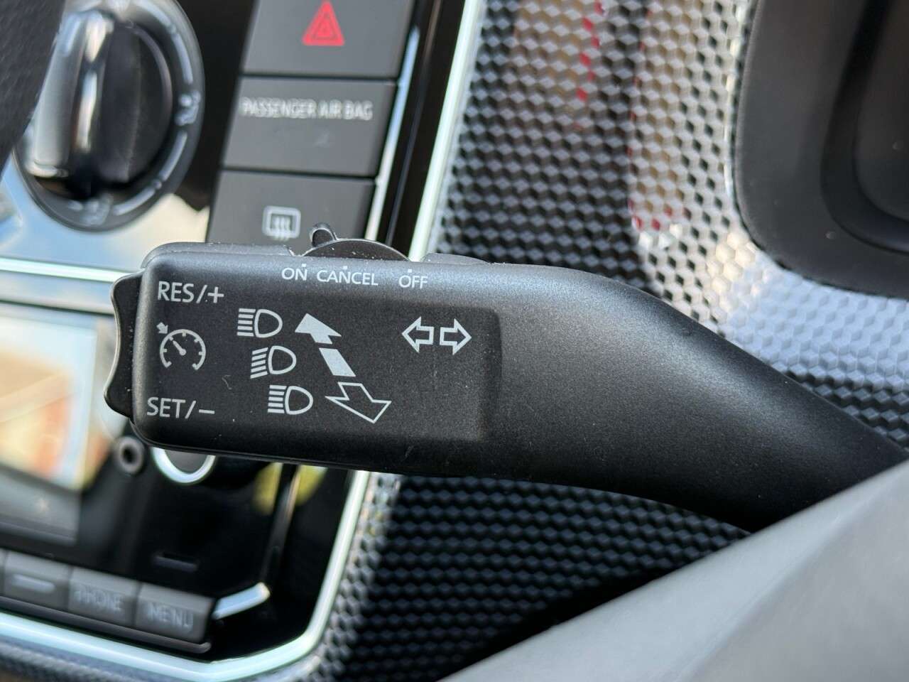 2019 VOLKSWAGEN UP! 2019 VOLKSWAGEN UP!