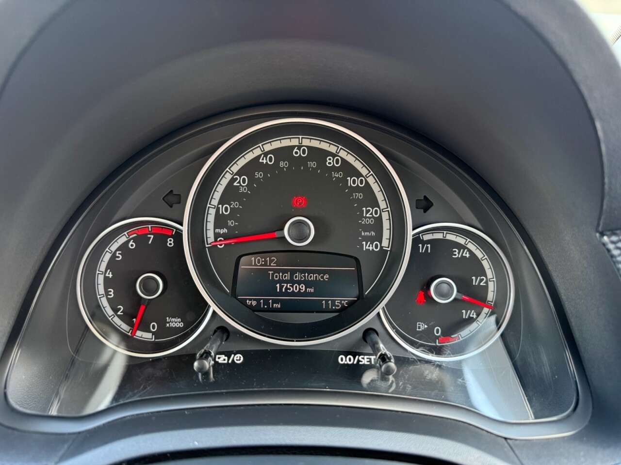 2019 VOLKSWAGEN UP! 2019 VOLKSWAGEN UP!