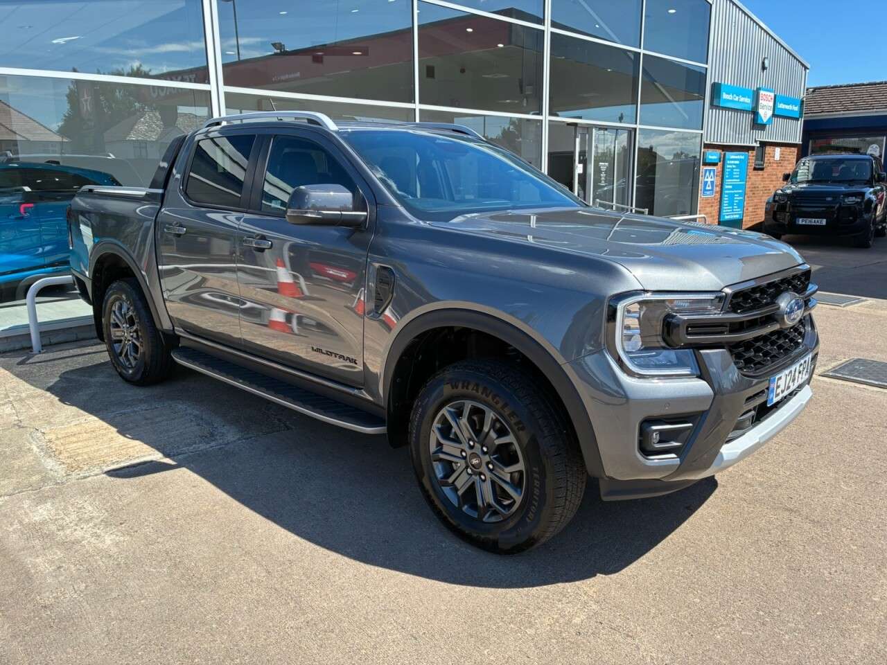 A 2024 FORD RANGER 2.0 TD EcoBlue Wildtrak Pickup Double Cab 4dr Diesel Auto 4WD Euro 6 (s/s) A 2024 FORD RANGER 2.0 TD EcoBlue Wildtrak Pickup Double Cab 4dr Diesel Auto 4WD Euro 6 (s/s)