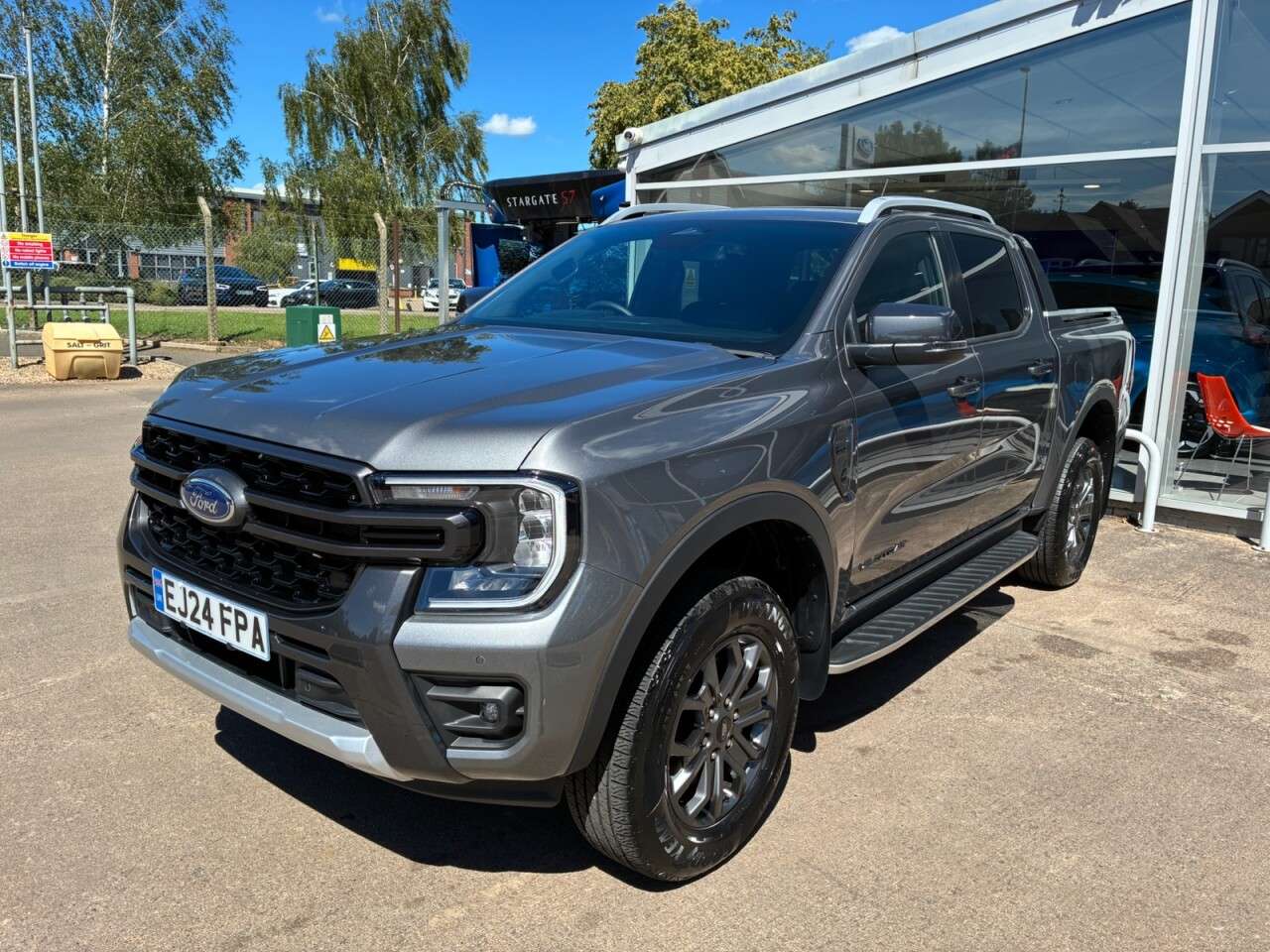 A 2024 FORD RANGER 2.0 TD EcoBlue Wildtrak Pickup Double Cab 4dr Diesel Auto 4WD Euro 6 (s/s) A 2024 FORD RANGER 2.0 TD EcoBlue Wildtrak Pickup Double Cab 4dr Diesel Auto 4WD Euro 6 (s/s)