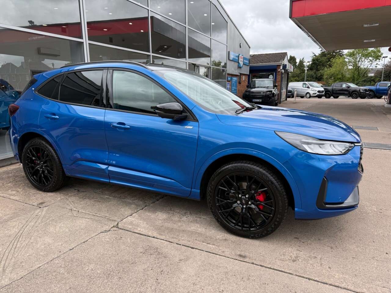 A 2025 FORD KUGA 2.5 Duratec 14.4kWh ST-Line X Black Package SUV 5dr Petrol Plug-in Hybrid C A 2025 FORD KUGA 2.5 Duratec 14.4kWh ST-Line X Black Package SUV 5dr Petrol Plug-in Hybrid C