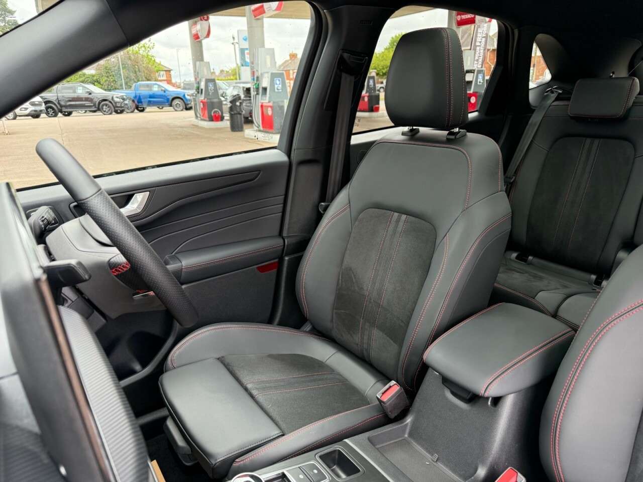 2025 FORD KUGA 2025 FORD KUGA