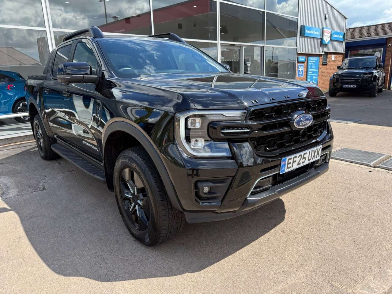 A 2025 FORD RANGER 2.3 EcoBoost 11.8kWh Stormtrak Pickup Double Cab 4dr Petrol Plug-in Hybrid A 2025 FORD RANGER 2.3 EcoBoost 11.8kWh Stormtrak Pickup Double Cab 4dr Petrol Plug-in Hybrid