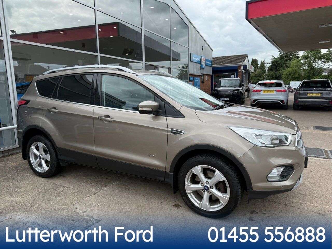 A 2018 FORD KUGA 1.5T EcoBoost Zetec SUV 5dr Petrol Auto AWD Euro 6 (s/s) (176 ps) A 2018 FORD KUGA 1.5T EcoBoost Zetec SUV 5dr Petrol Auto AWD Euro 6 (s/s) (176 ps)