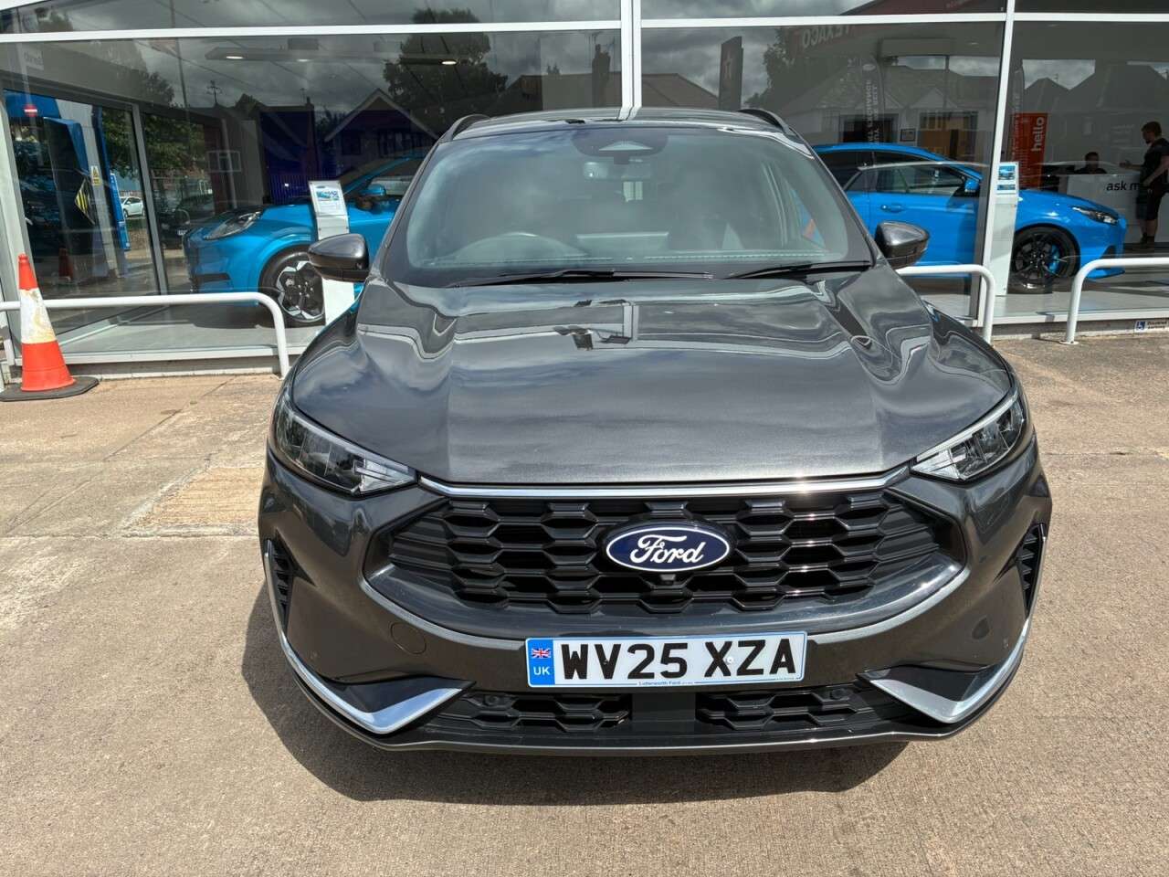 A 2025 FORD KUGA 1.5T EcoBoost ST-Line X SUV 5dr Petrol Manual Euro 6 (s/s) (150 ps) A 2025 FORD KUGA 1.5T EcoBoost ST-Line X SUV 5dr Petrol Manual Euro 6 (s/s) (150 ps)