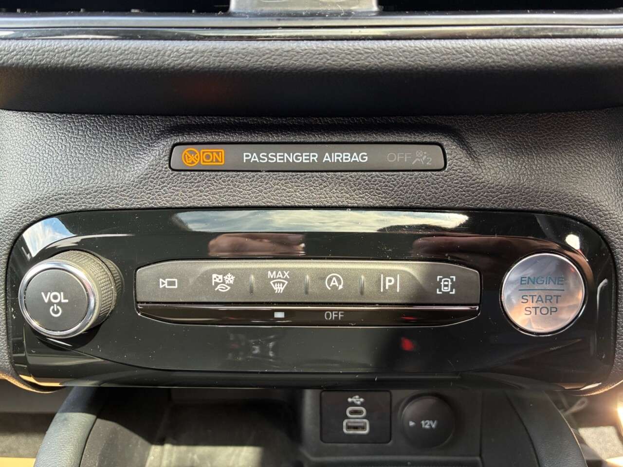 2025 FORD KUGA 2025 FORD KUGA