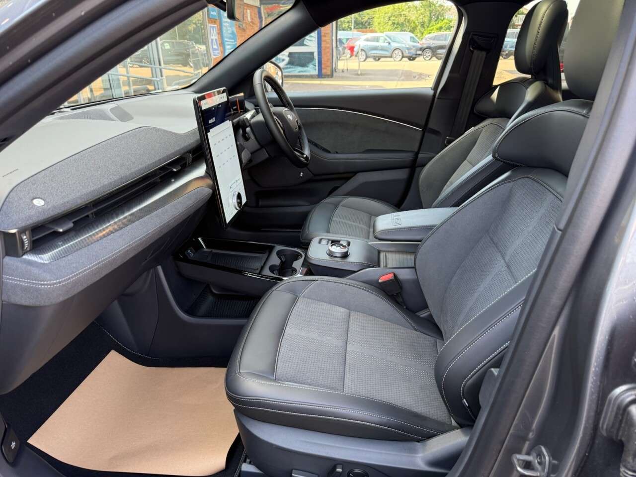 2025 FORD MUSTANG MACH-E 2025 FORD MUSTANG MACH-E