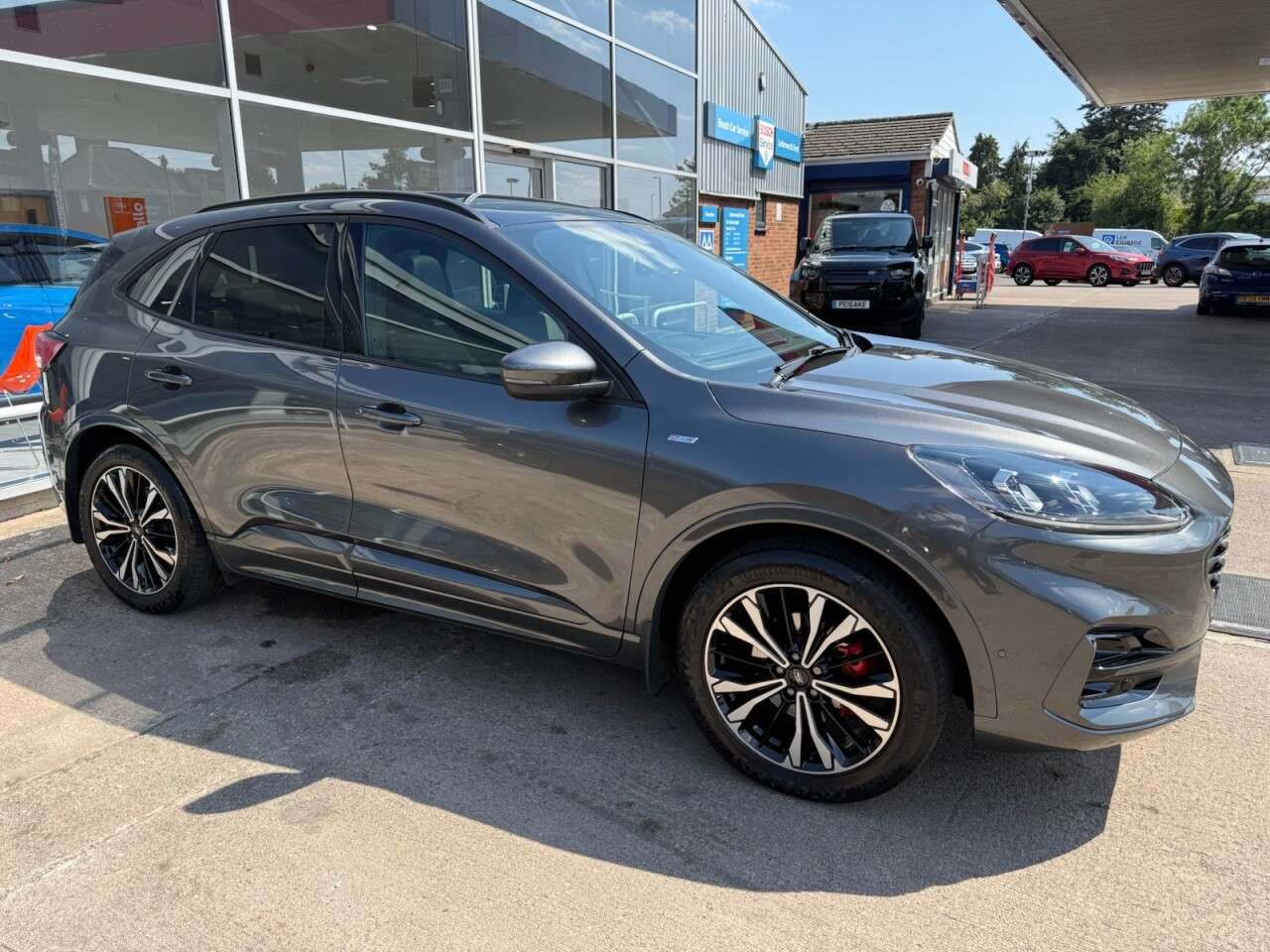 A 2022 FORD KUGA 2.0 EcoBlue ST-Line X SUV 5dr Diesel Auto AWD Euro 6 (s/s) (190 ps) A 2022 FORD KUGA 2.0 EcoBlue ST-Line X SUV 5dr Diesel Auto AWD Euro 6 (s/s) (190 ps)