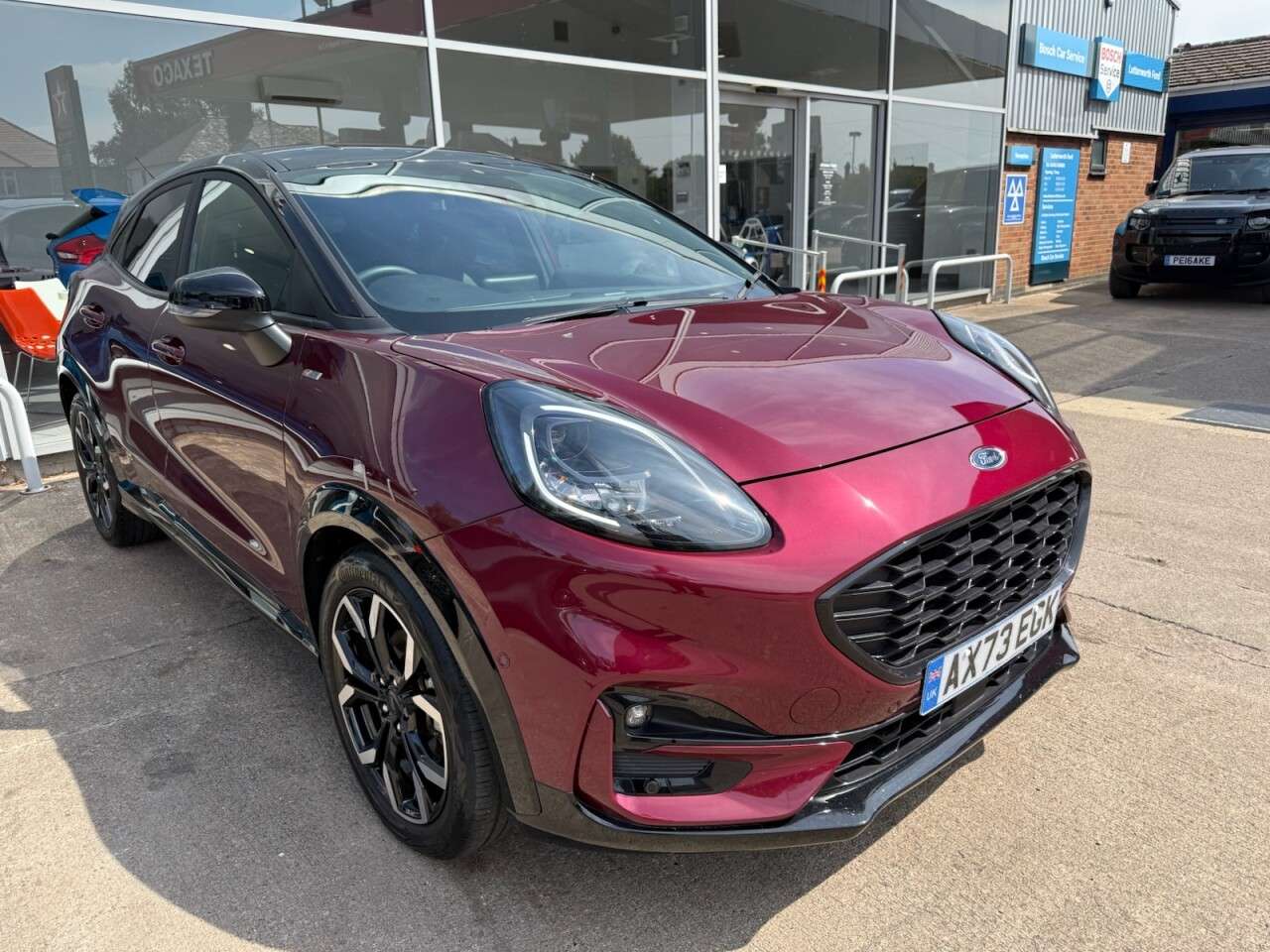 A 2023 FORD PUMA 1.0T EcoBoost MHEV Vivid Ruby Edition SUV 5dr Petrol Hybrid DCT Euro 6 (s/s A 2023 FORD PUMA 1.0T EcoBoost MHEV Vivid Ruby Edition SUV 5dr Petrol Hybrid DCT Euro 6 (s/s
