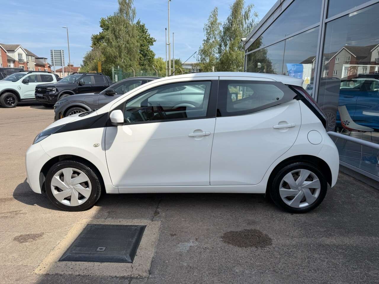 2016 TOYOTA AYGO 2016 TOYOTA AYGO