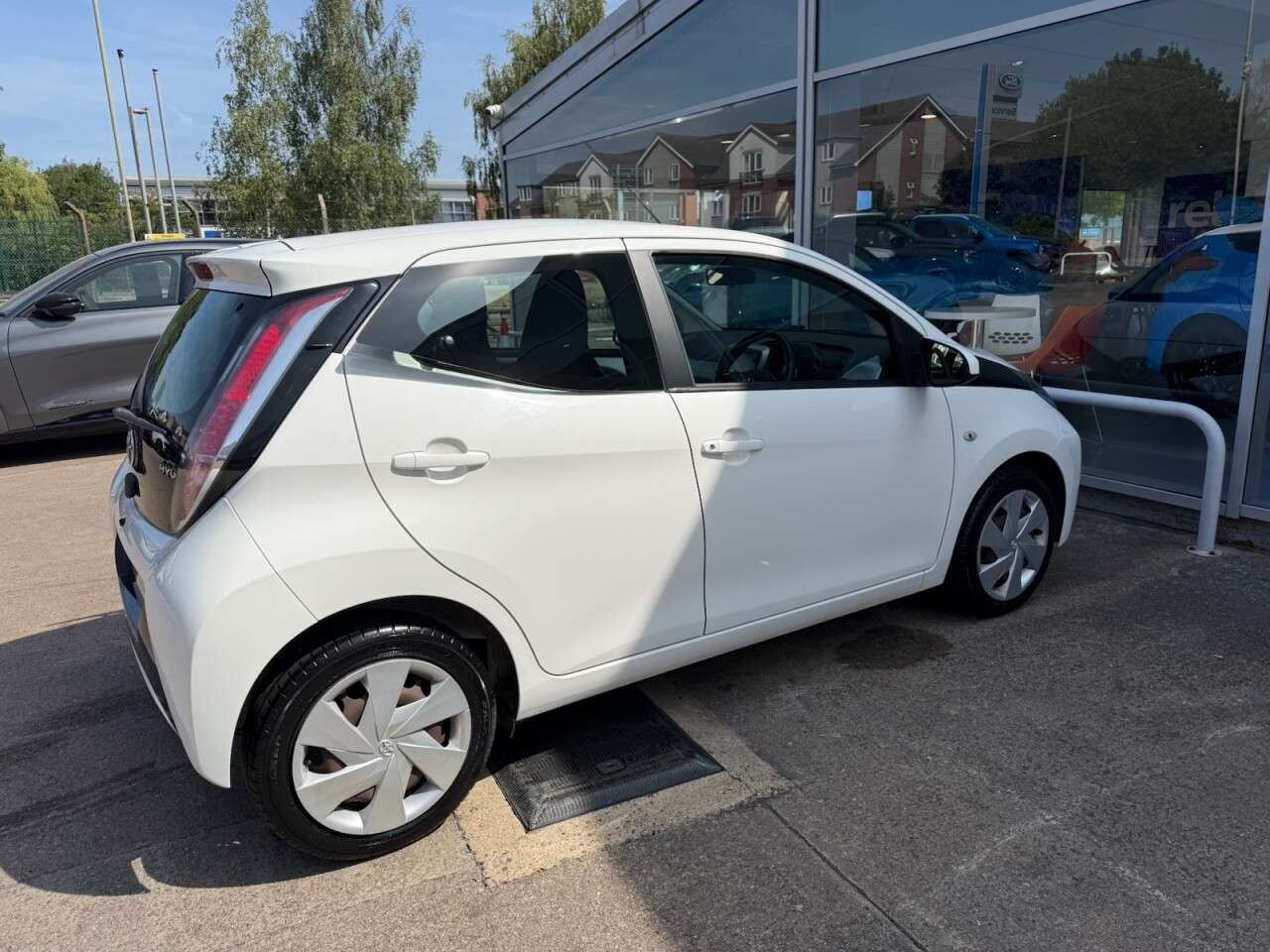2016 TOYOTA AYGO 2016 TOYOTA AYGO