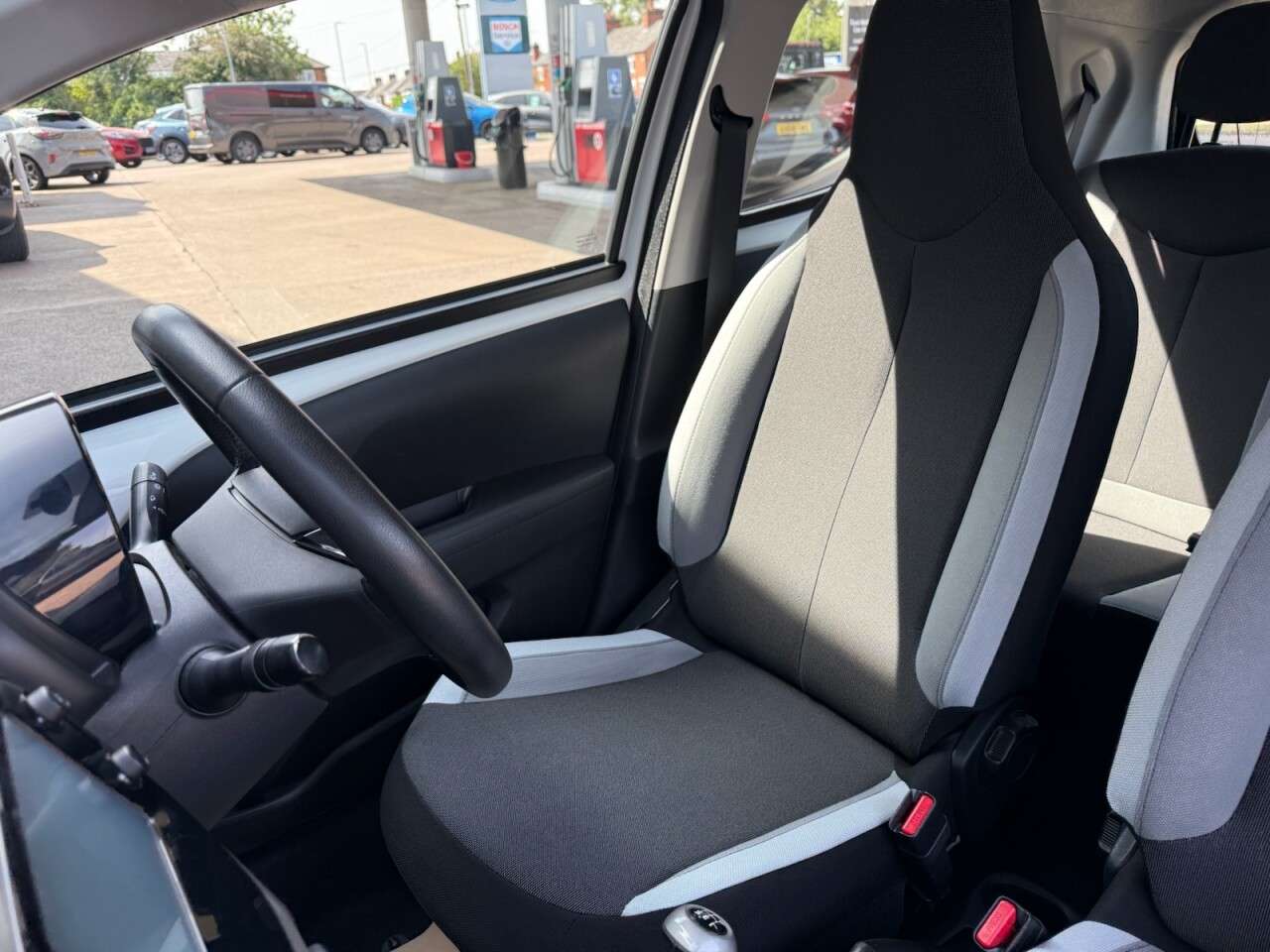 2016 TOYOTA AYGO 2016 TOYOTA AYGO